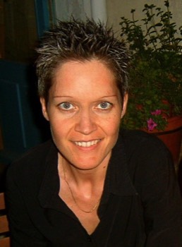 07/2006 • 4th year of development of my web incubation program. Source: private photo library.